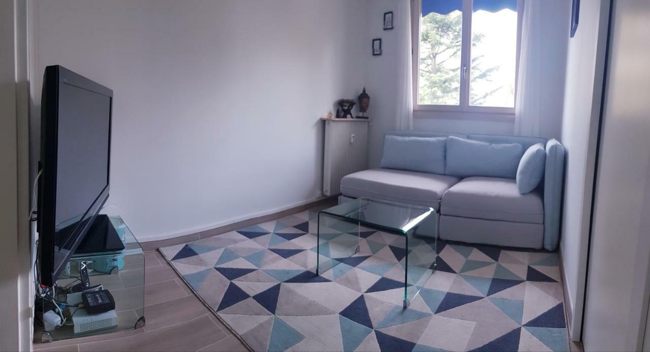 Chambre Privee Entre Paris Et Disneyland Apartment Noisy-le-Grand ภายนอก รูปภาพ
